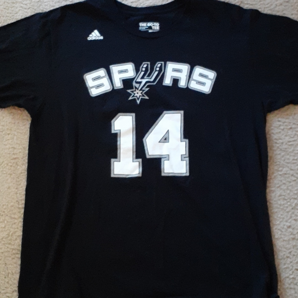 Danny Green Spurs shirt